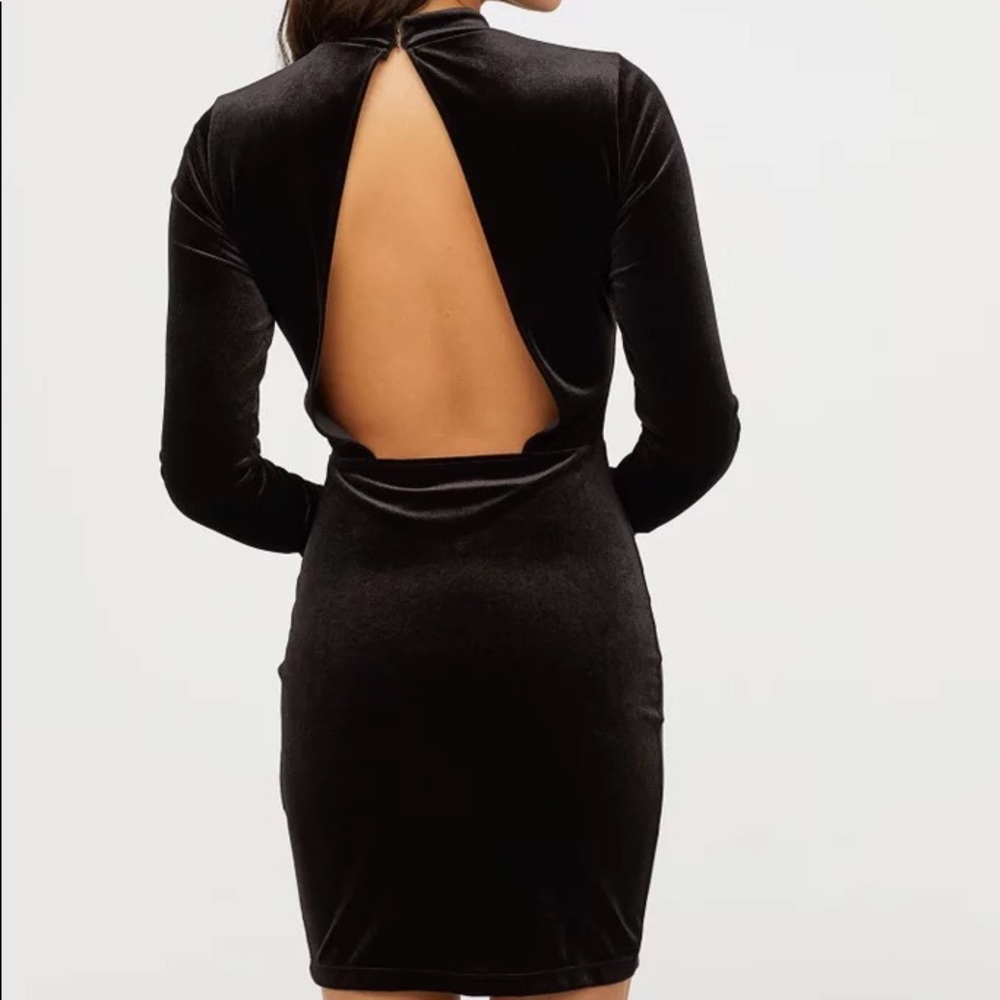 Black Velvet Backless Dress